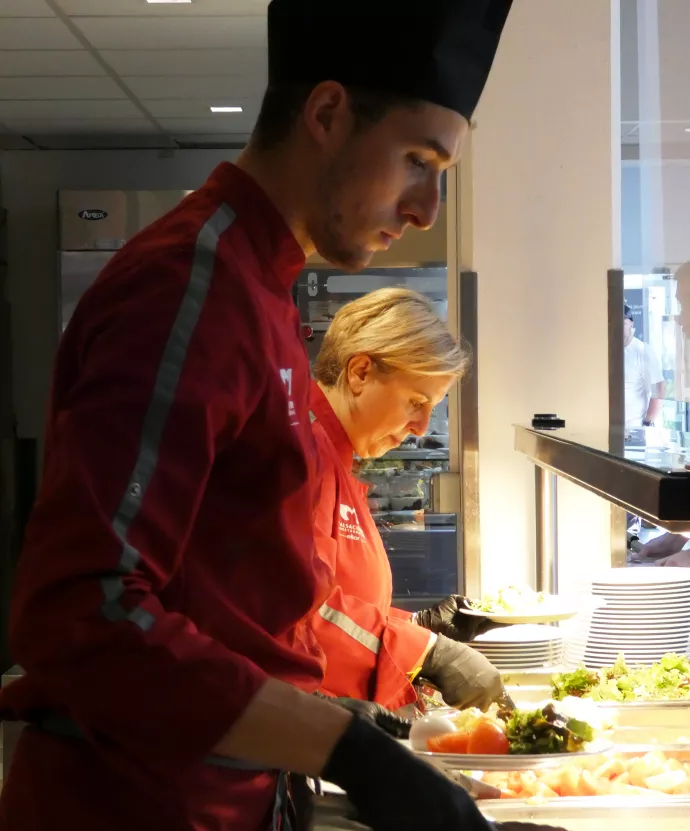 Les chefs au service 